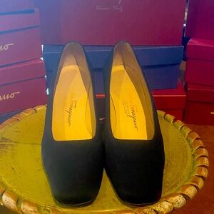 Salvatore Ferragamo Black Cloth Textile Block Heel Pumps - Size 9.5B
